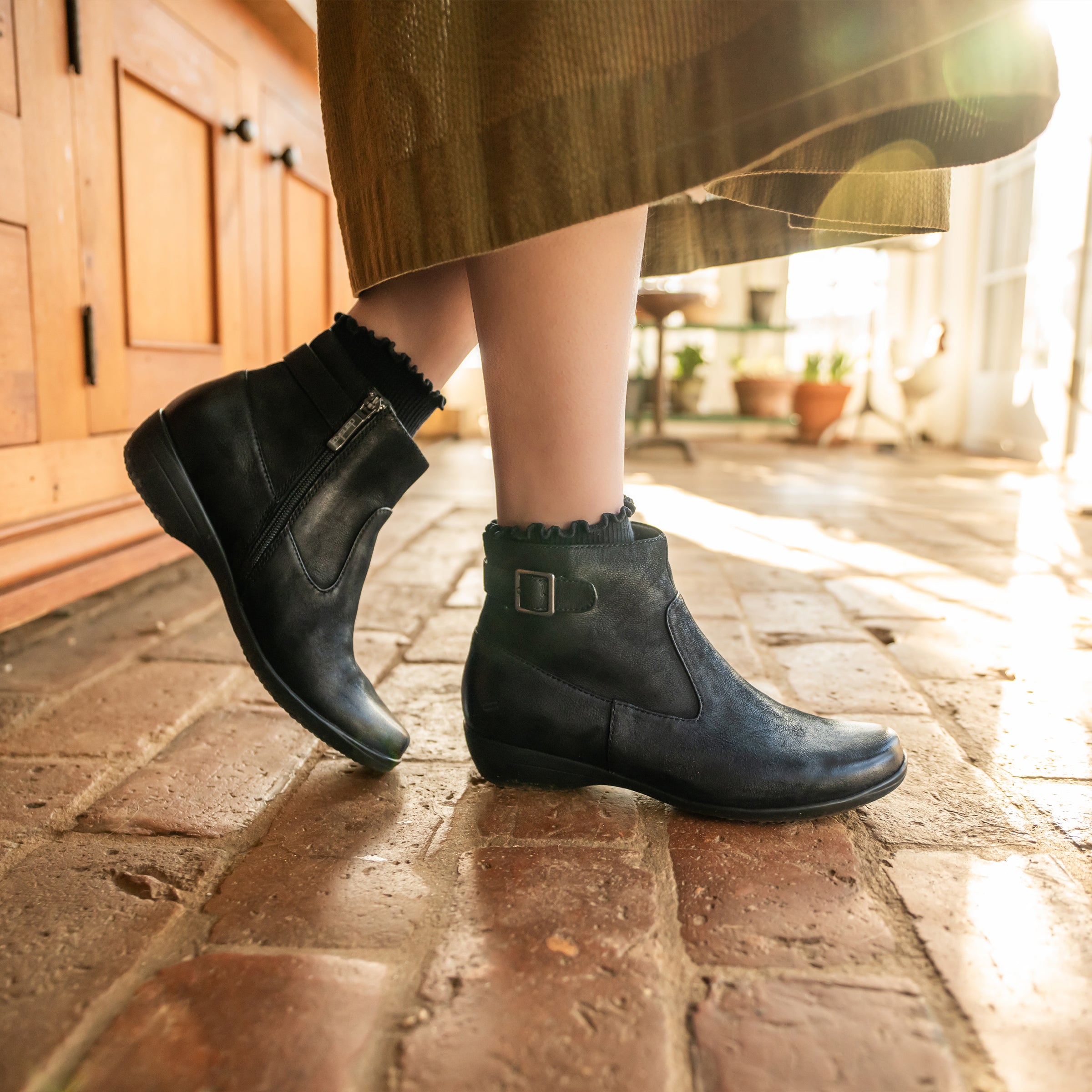 Finnley Black Nubuck Leather Shoes