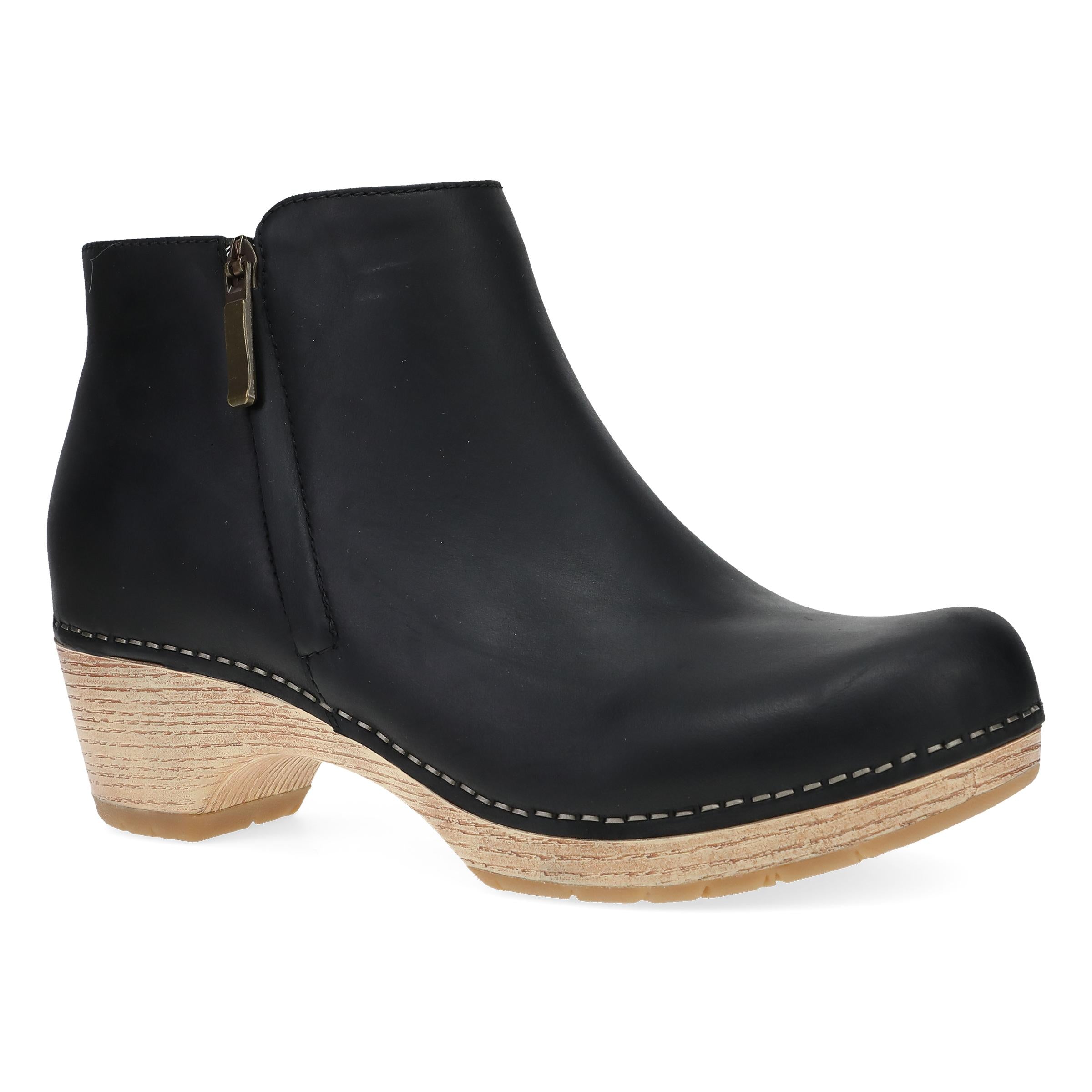 Lizanne Black Oiled Leather Pull-Up Boots