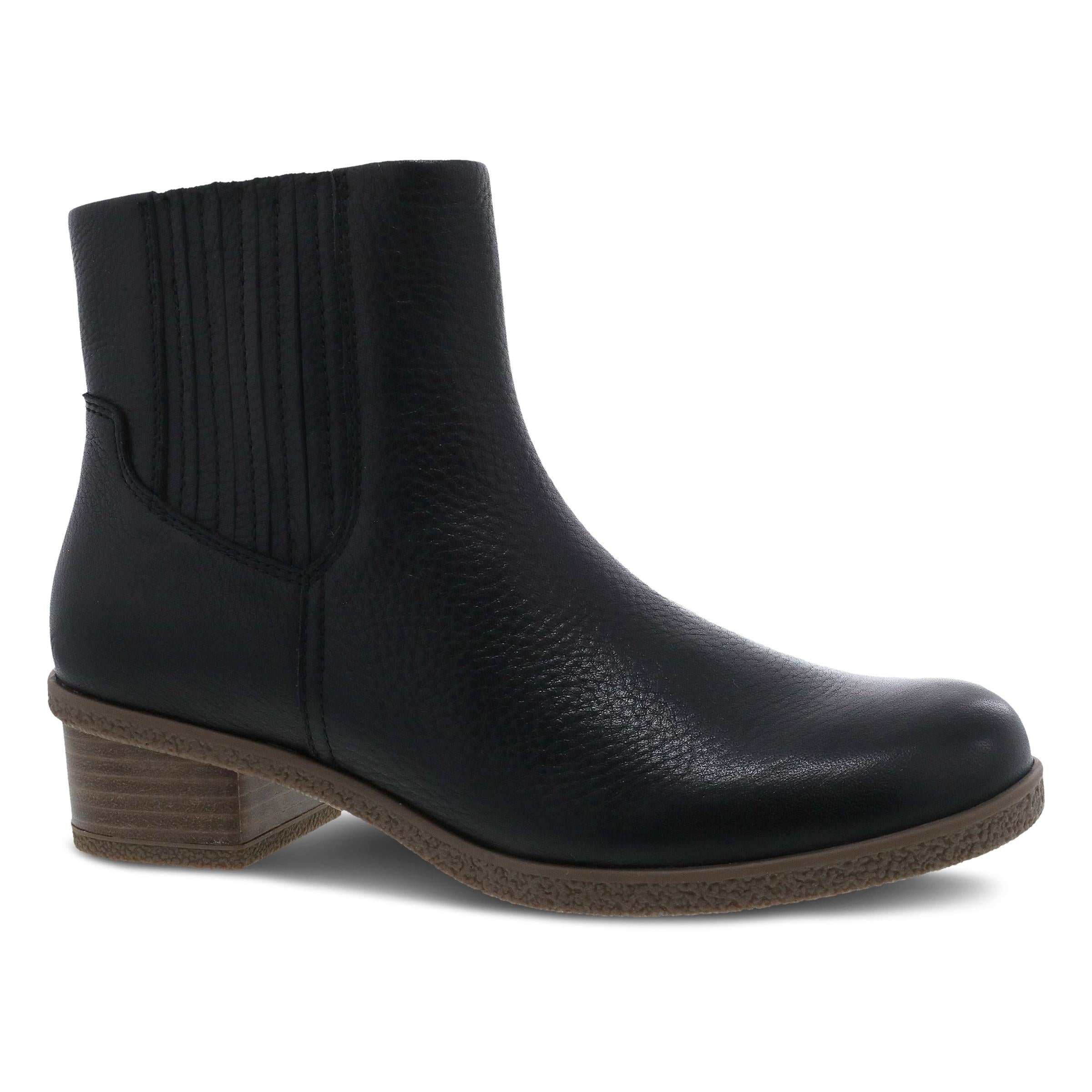 Waterproof Black Tumbled Leather for Outdoor Use