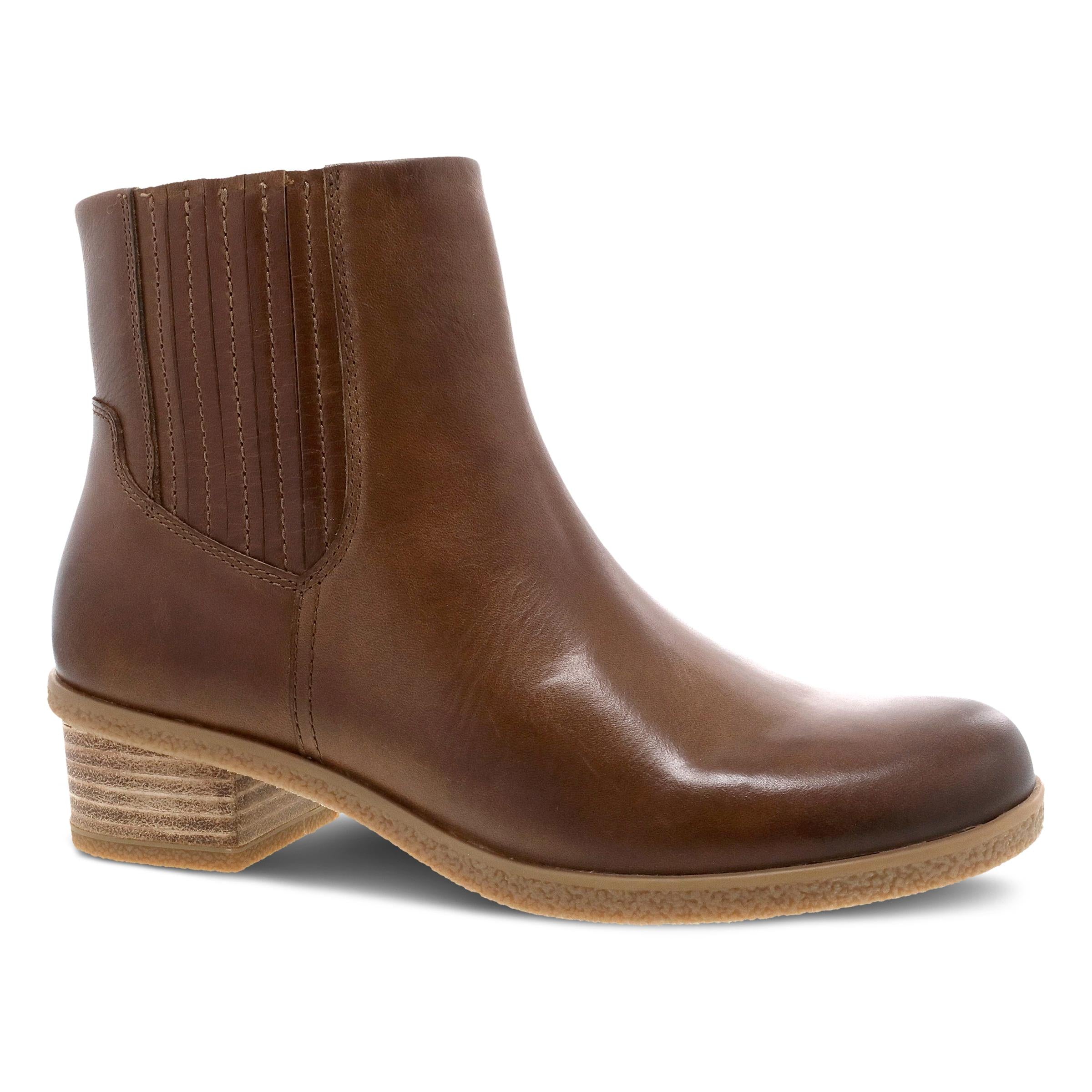 Waterproof Burnished Tan by Daisie